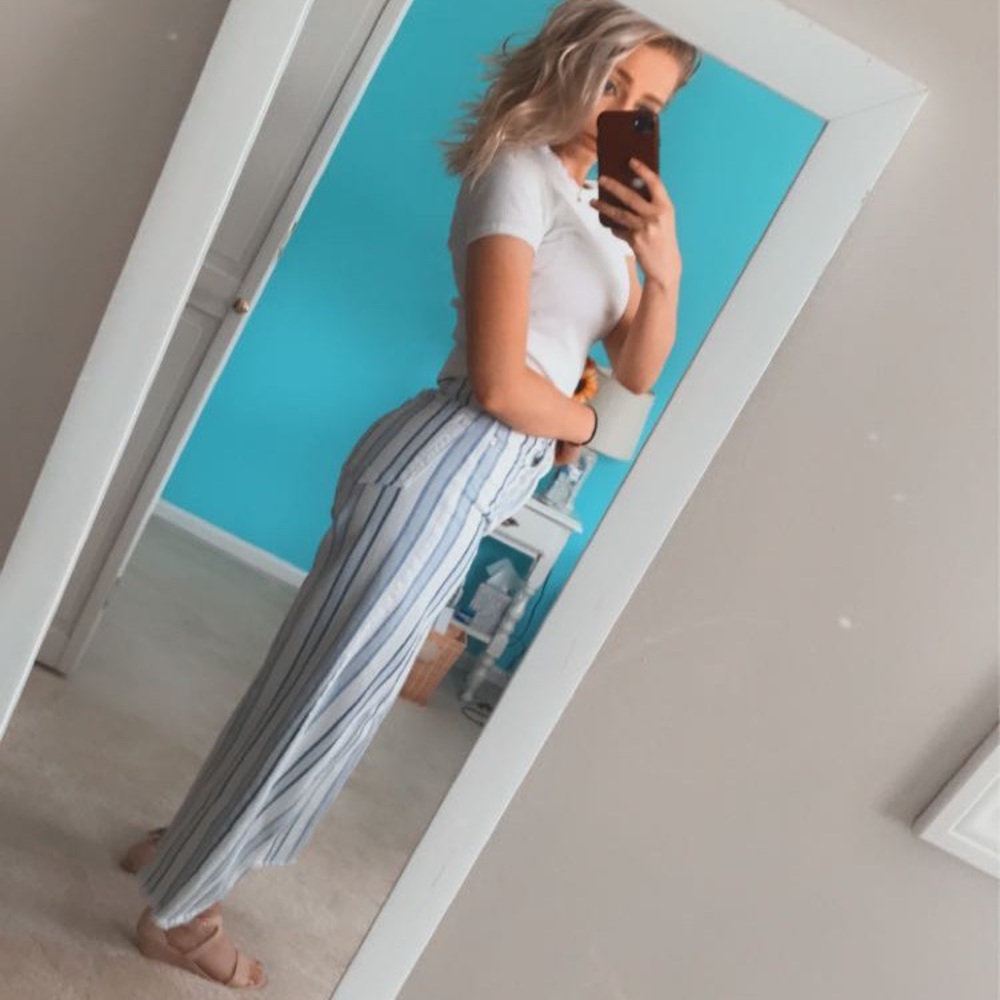 Blue and white stripped H&M pants - Picture 9 of 14
